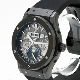 HUBLOT ウブロコピー アエロ・フュージョン ムーンフェイズ ブラックマジック 517.CX.0170.LR ラバーストラップ(Noob工場製品)