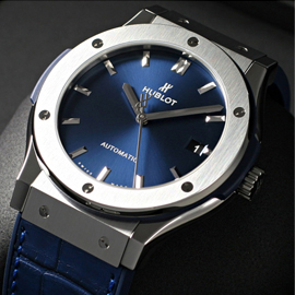 HUBLOT ウブロ コピークラシック フュージョン チタニウム ブルー 511.NX.7170.LR (Noob工場)