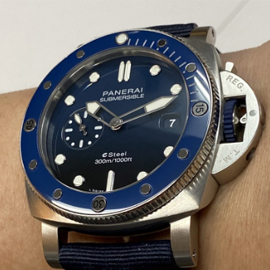 2022年新作PANERAI パネライスーパーコピー PAM01289 サブマーシブル クアランタクアトロ ESTEEL™ ヴェルデ ズメラルド