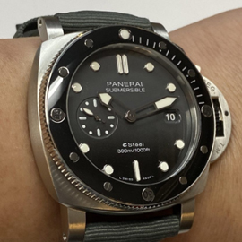 2022年新作PANERAI パネライスーパーコピー PAM01288 サブマーシブル クアランタクアトロ ESTEEL™ ヴェルデ ズメラルド